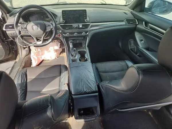 1HGCV1F3XJA068079 2018 HONDA ACCORD - Image 8