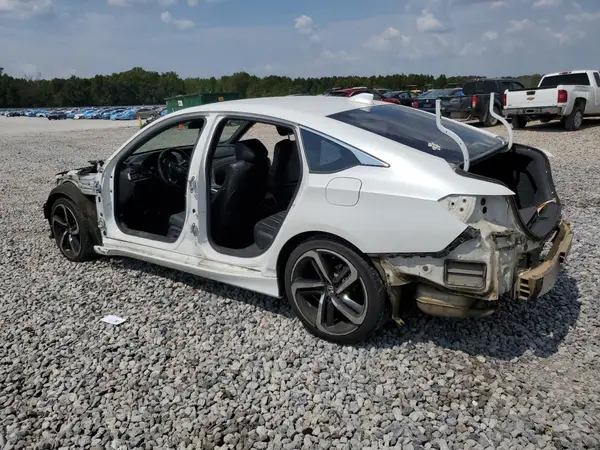 1HGCV1F3XJA069880 2018 HONDA ACCORD - Image 2