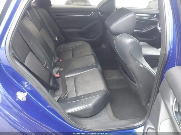 1HGCV1F3XJA074710 2018 HONDA ACCORD - Image 8