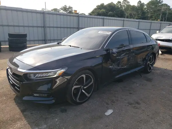 1HGCV1F3XJA078286 2018 HONDA ACCORD - Image 1