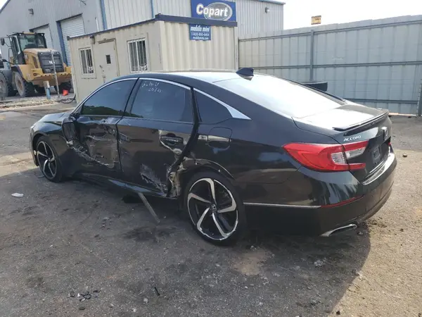 1HGCV1F3XJA078286 2018 HONDA ACCORD - Image 2