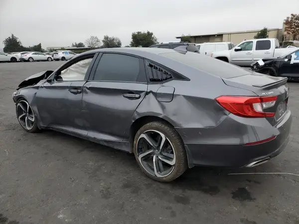 1HGCV1F3XJA082791 2018 HONDA ACCORD - Image 2
