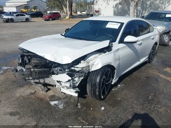 1HGCV1F3XJA089515 2018 HONDA ACCORD - Image 2
