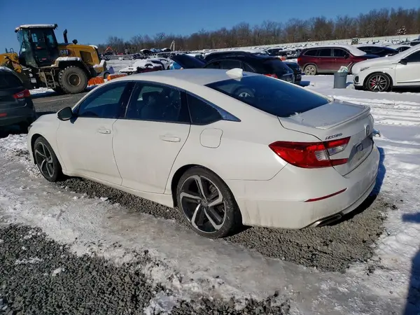 1HGCV1F3XJA095993 2018 HONDA ACCORD - Image 2