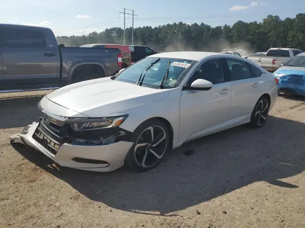 1HGCV1F3XJA099820 2018 HONDA ACCORD - Image 1