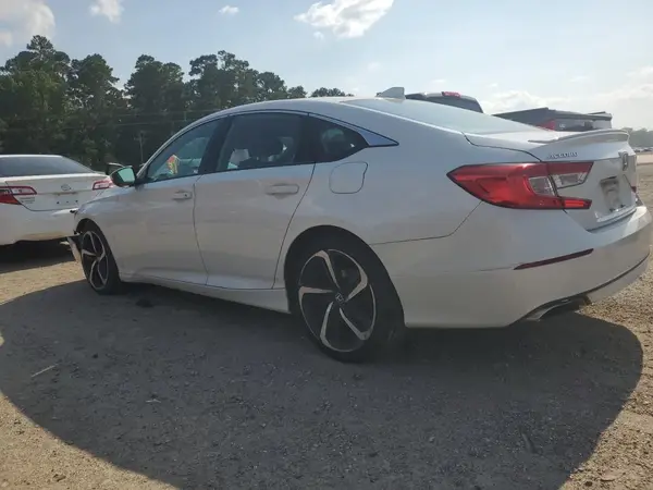 1HGCV1F3XJA099820 2018 HONDA ACCORD - Image 2