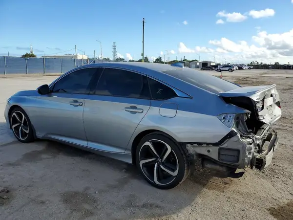 1HGCV1F3XJA102487 2018 HONDA ACCORD - Image 2