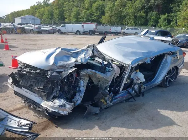 1HGCV1F3XJA109178 2018 HONDA ACCORD - Image 2