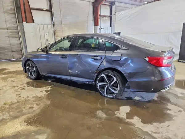 1HGCV1F3XJA109486 2018 HONDA ACCORD - Image 2