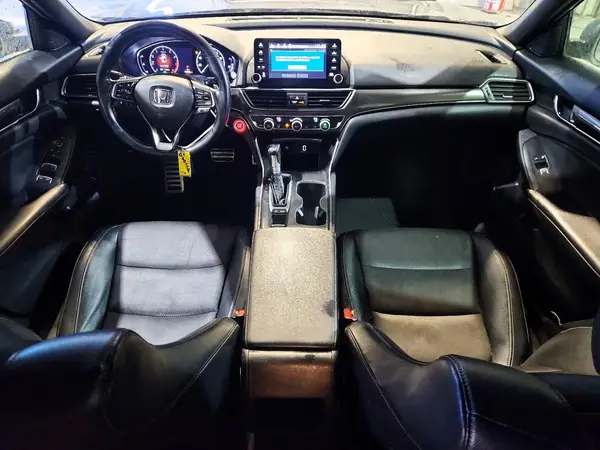 1HGCV1F3XJA109486 2018 HONDA ACCORD - Image 8