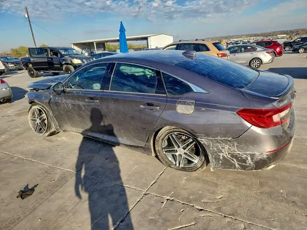1HGCV1F3XJA122285 2018 HONDA ACCORD - Image 2