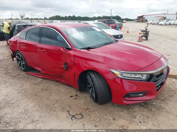 1HGCV1F3XJA131262 2018 HONDA ACCORD - Image 1