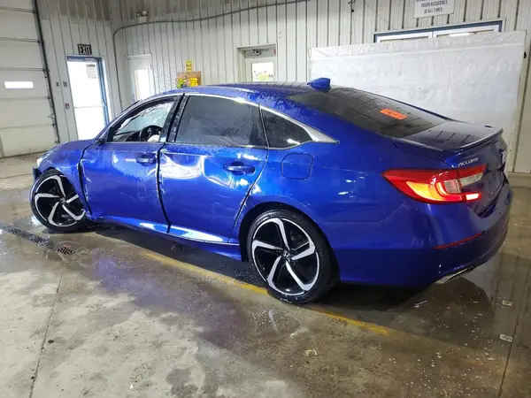 1HGCV1F3XJA132184 2018 HONDA ACCORD - Image 2