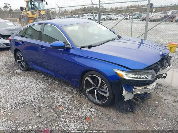 1HGCV1F3XJA132198 2018 HONDA ACCORD - Image 1
