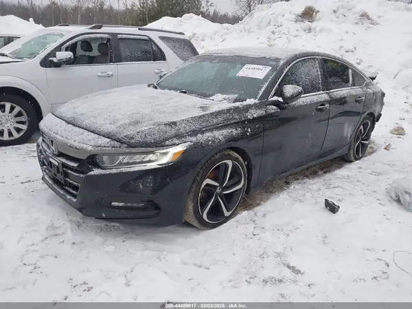 1HGCV1F3XJA133335 2018 HONDA ACCORD - Image 2