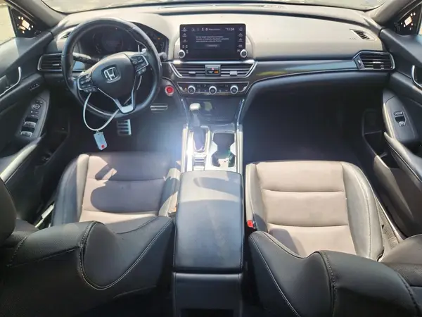 1HGCV1F3XJA135263 2018 HONDA ACCORD - Image 8