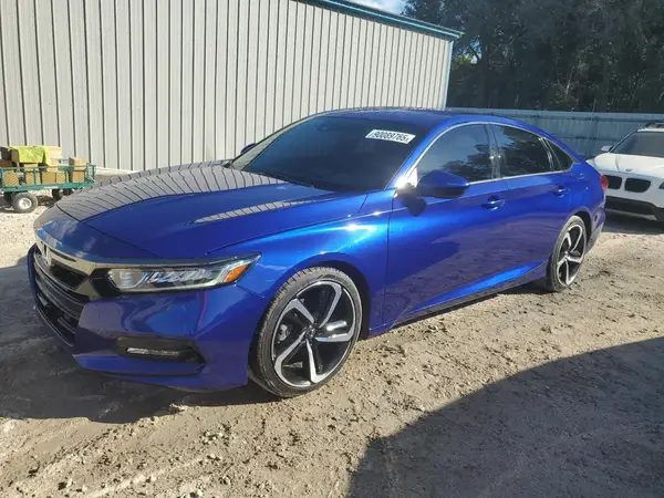 1HGCV1F3XJA139684 2018 HONDA ACCORD - Image 1