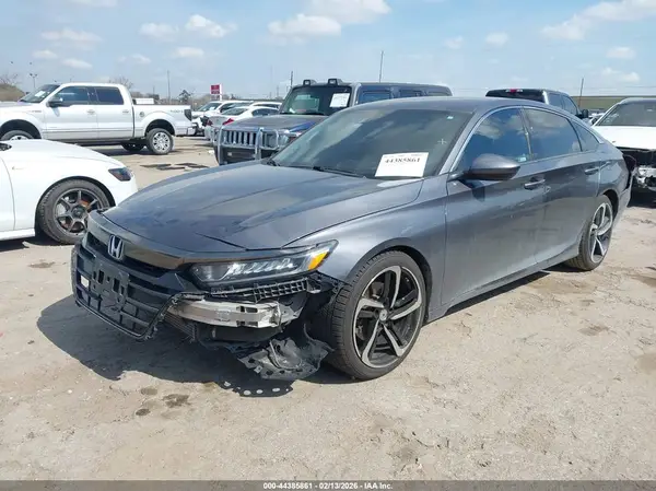 1HGCV1F3XJA146005 2018 HONDA ACCORD - Image 2