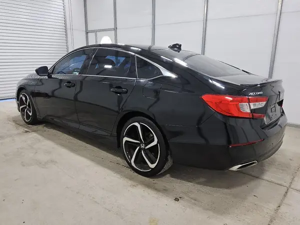 1HGCV1F3XJA148806 2018 HONDA ACCORD - Image 2