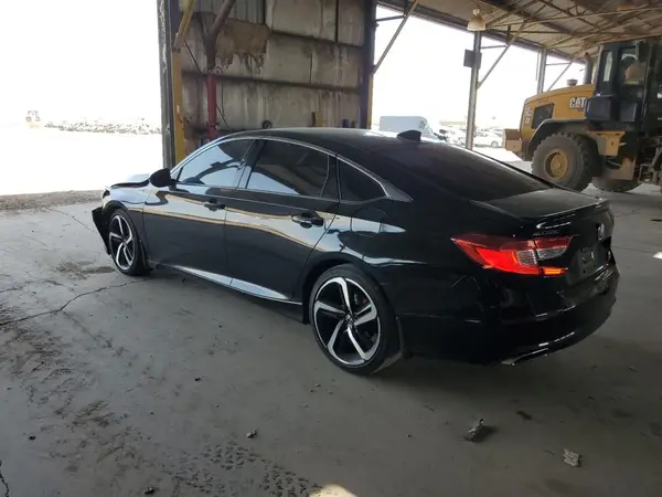 1HGCV1F3XJA148983 2018 HONDA ACCORD - Image 2