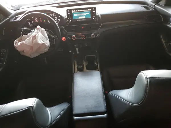 1HGCV1F3XJA148983 2018 HONDA ACCORD - Image 8