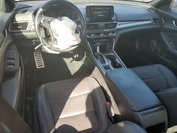 1HGCV1F3XJA149356 2018 HONDA ACCORD - Image 8