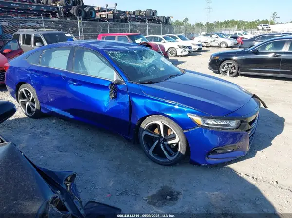 1HGCV1F3XJA149423 2018 HONDA ACCORD - Image 1