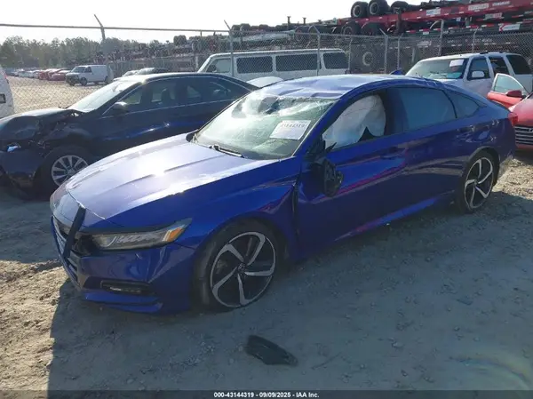 1HGCV1F3XJA149423 2018 HONDA ACCORD - Image 2