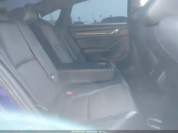 1HGCV1F3XJA151690 2018 HONDA ACCORD - Image 8