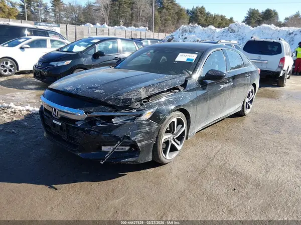 1HGCV1F3XJA157747 2018 HONDA ACCORD - Image 2