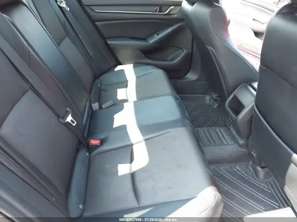 1HGCV1F3XJA160616 2018 HONDA ACCORD - Image 8