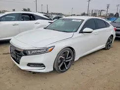 1HGCV1F3XJA167968 2018 HONDA ACCORD