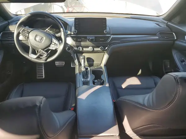 1HGCV1F3XJA168215 2018 HONDA ACCORD - Image 8