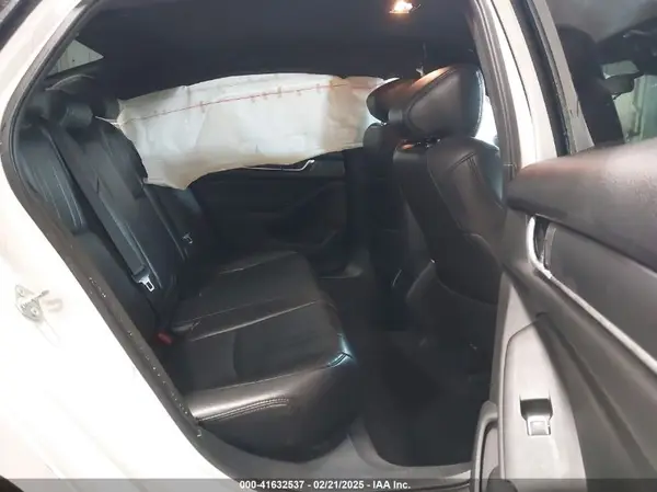 1HGCV1F3XJA170613 2018 HONDA ACCORD - Image 8