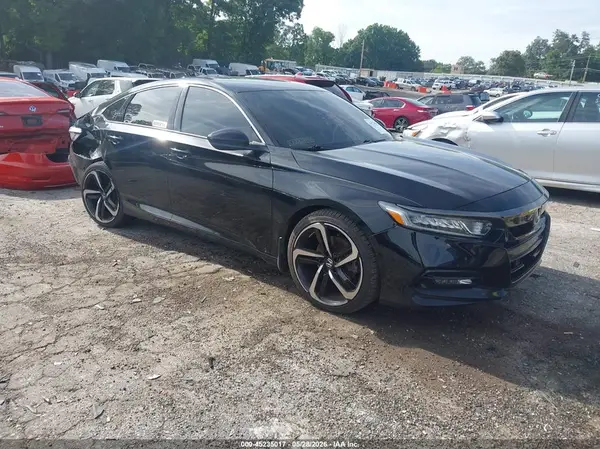 1HGCV1F3XJA173298 2018 HONDA ACCORD - Image 1