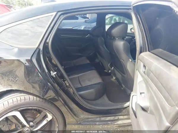 1HGCV1F3XJA173298 2018 HONDA ACCORD - Image 8