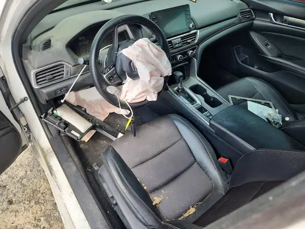1HGCV1F3XJA178078 2018 HONDA ACCORD - Image 8