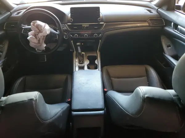 1HGCV1F3XJA195186 2018 HONDA ACCORD - Image 8