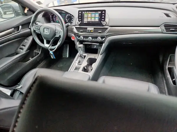 1HGCV1F3XJA195219 2018 HONDA ACCORD - Image 8