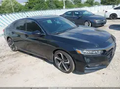 1HGCV1F3XJA200371 2018 HONDA ACCORD