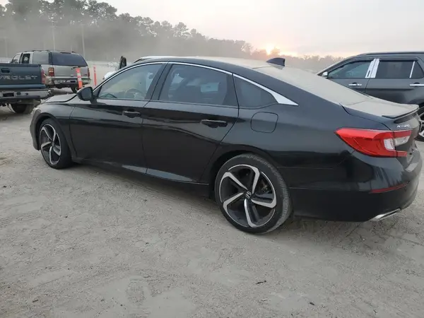 1HGCV1F3XJA203464 2018 HONDA ACCORD - Image 2