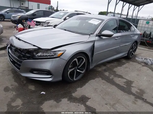 1HGCV1F3XJA207630 2018 HONDA ACCORD - Image 2