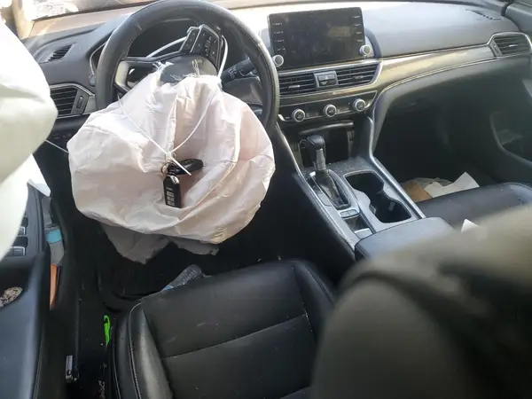 1HGCV1F3XJA207644 2018 HONDA ACCORD - Image 8
