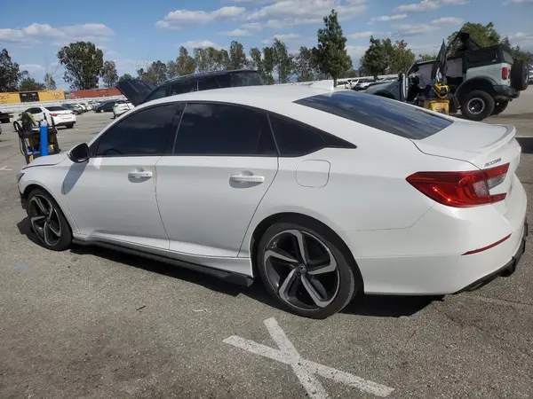 1HGCV1F3XJA211855 2018 HONDA ACCORD - Image 2