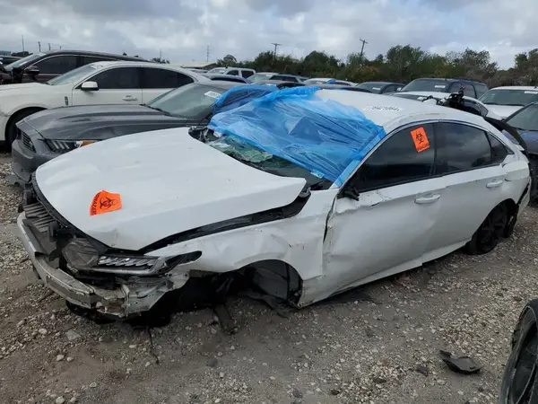 1HGCV1F3XJA212889 2018 HONDA ACCORD - Image 1