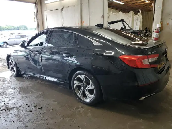 1HGCV1F3XJA215355 2018 HONDA ACCORD - Image 2