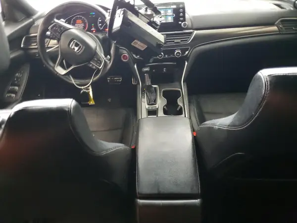 1HGCV1F3XJA215355 2018 HONDA ACCORD - Image 8