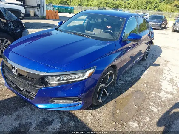 1HGCV1F3XJA221544 2018 HONDA ACCORD - Image 2