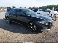1HGCV1F3XJA225688 2018 HONDA ACCORD