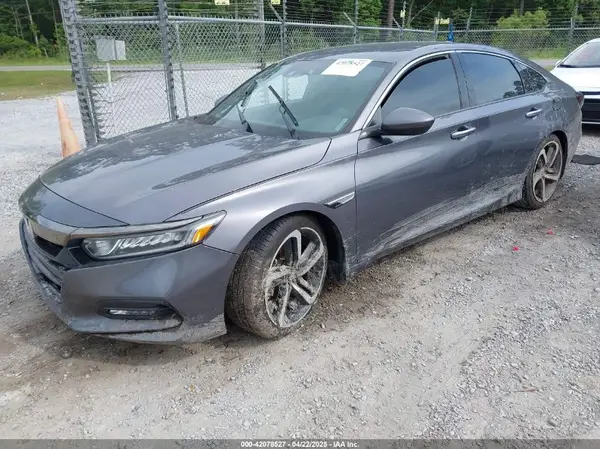 1HGCV1F3XJA229398 2018 HONDA ACCORD - Image 2
